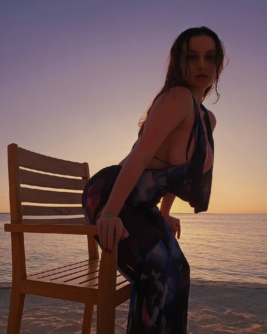 Sexy girl Miranda Faith nude in Maiduguri